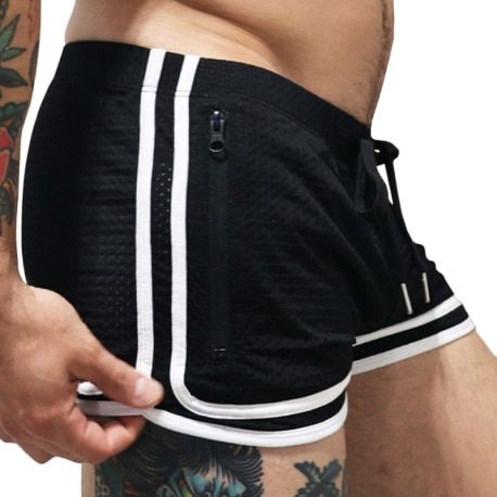  Remix Circuit Shorts - Black